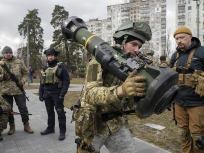 The United States gathers allies to decide on sending new weapons to Kiev