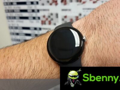 A Pixel Watch was left behind in a restaurant, here are some real life photos
