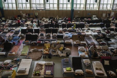 The extraordinary reception of Ukrainian refugees in Polish cities