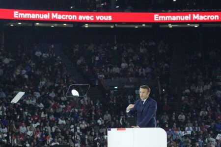 Macron’s election campaign is more complicated than expected