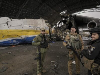 How does the logistics of arms supplies to Ukraine work?