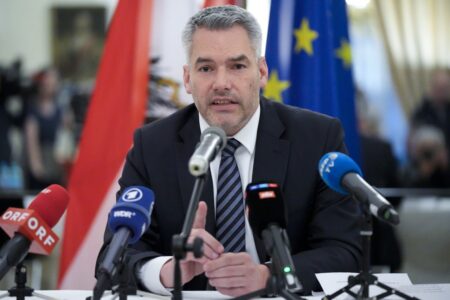 Nehammer’s trip to Russia and Austria’s historic neutrality