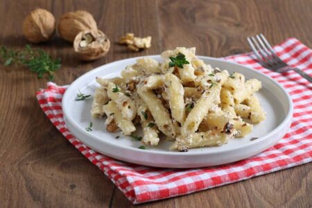 Ricotta and walnut pasta, a tasty recipe with the use of simple ingredients