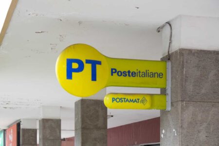 Serious problems for Poste Italiane: reports from all over Italy