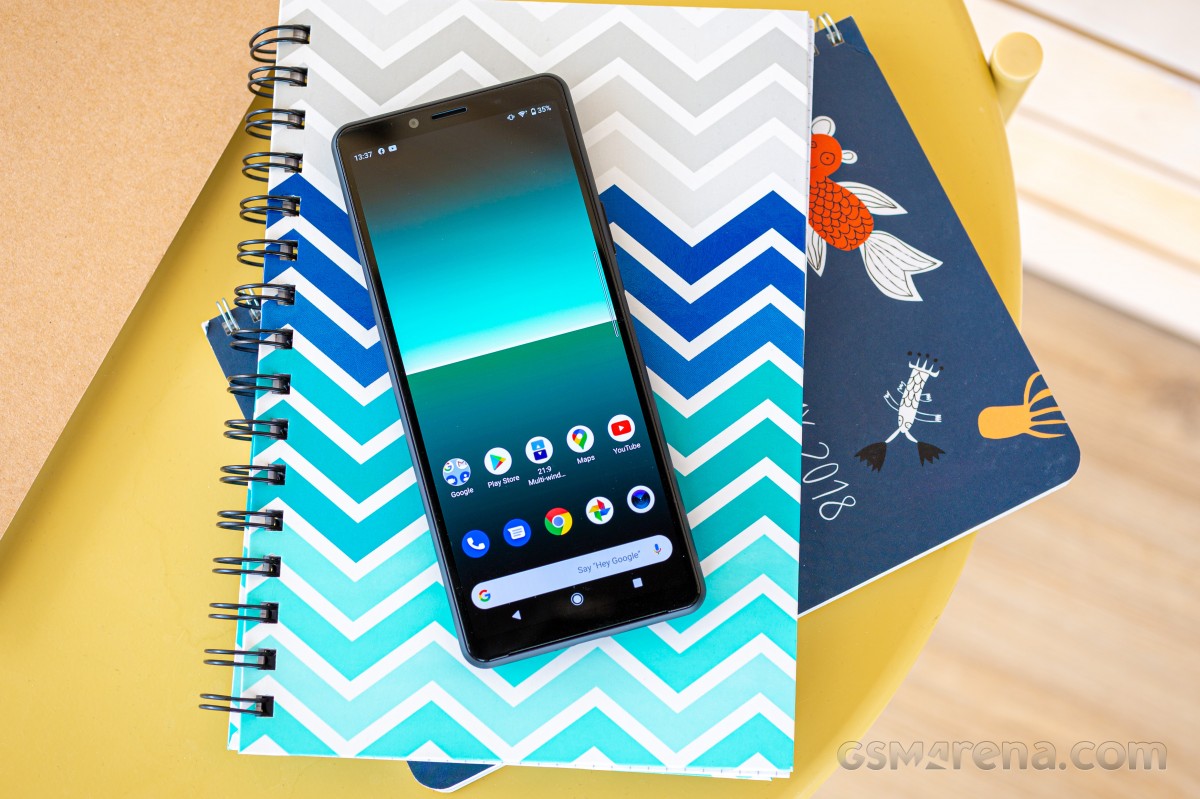 Sony pushes the Android 12 update to Xperia 10 II owners