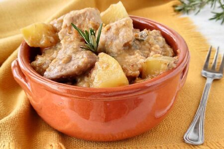 Pork stew: perfect recipe for family lunch