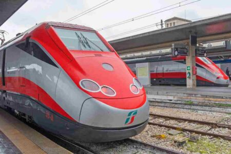 Trenitalia improves the fiber and Wi-Fi network: how we will travel in 2022