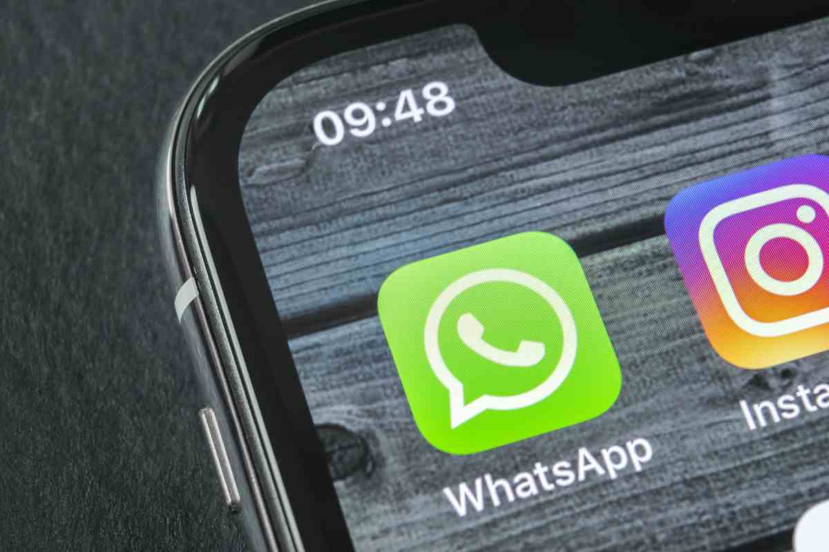 WhatsApp, video calls (AdobeStock)