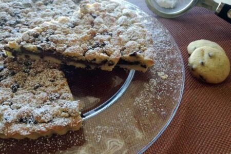 Cookie tart, with nutella filling