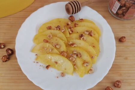 Cooked apples, a delicious and healthy dessert