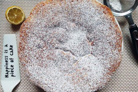 Lemon cake, delicate and fragrant