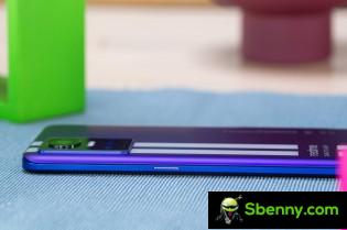 The volume keys and the power button of the Realme GT Neo 3 have good feedback