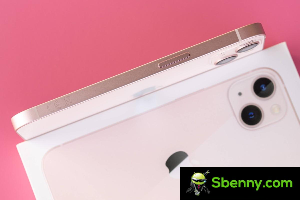 Apple iPhone 14 development has been delayed for weeks due to blockages in China