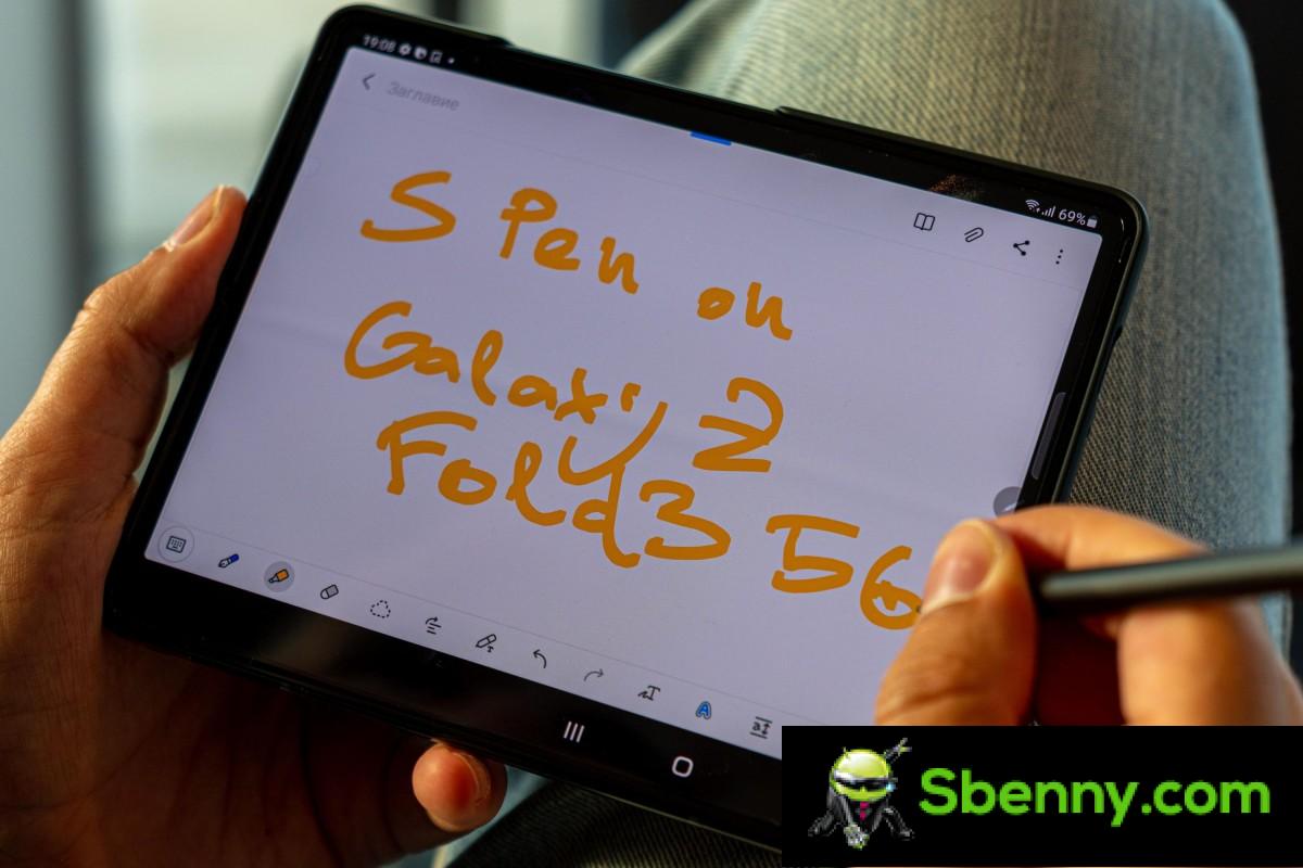Samsung Galaxy Z Fold4 to lose some weight
