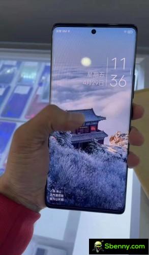 ZTE Axon 40 Pro live images