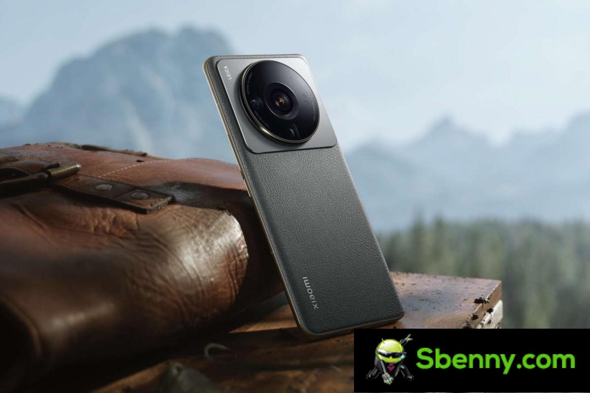 Xiaomi 12S Ultra 1-inch sensor holder, Snapdragon 8+ Gen 1 and Leica optics