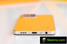 3.5mm jack and the usual stuff on the bottom - Oppo Reno7 / F21 Pro review