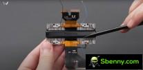 A closer look at the Moto Razr 2022 hinge mechanism