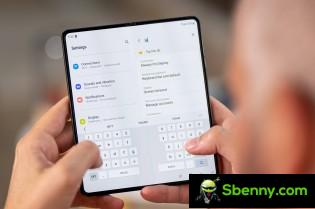 The displays of the new Samsung Galaxy Z Fold4 are shorter and wider
