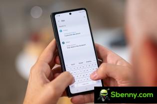 The displays of the new Samsung Galaxy Z Fold4 are shorter and wider