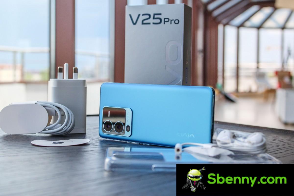 The V25 Pro comes with a 66W fast charger