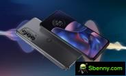 The Motorola Edge (2022) is the first phone with Dimensity 1050, it packs a 6.6