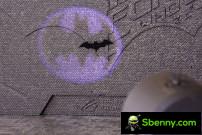 The bat signal projector has two modes