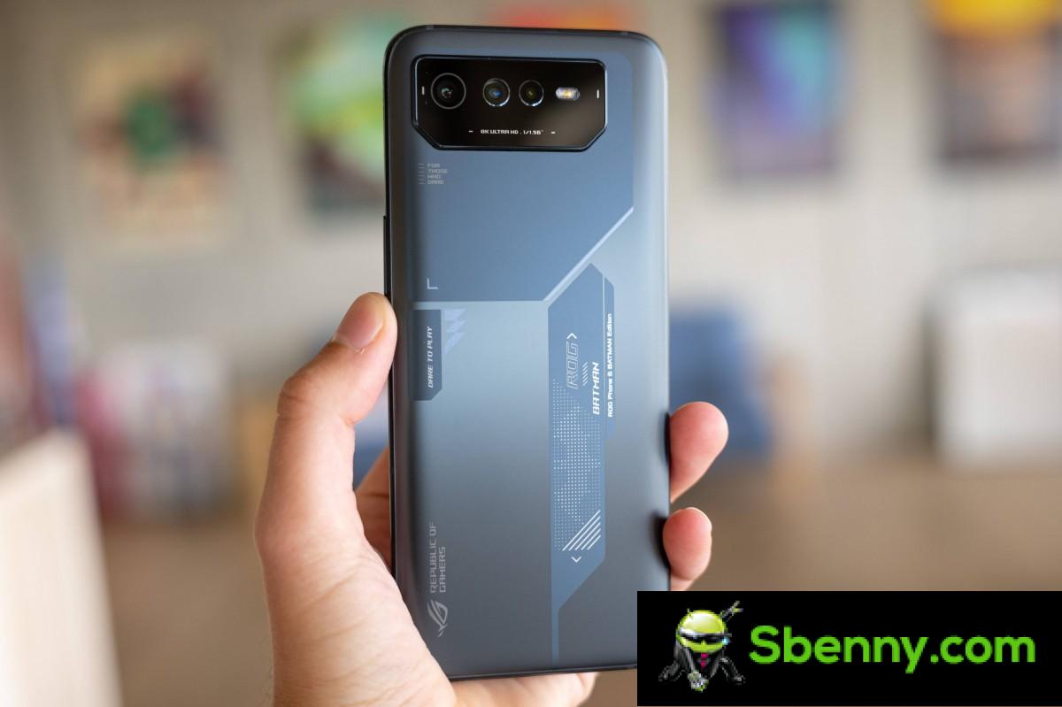 Practical Asus ROG Phone 6D Batman Edition 