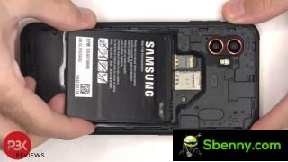 Samsung Galaxy Xcover6 Pro: Replacing the battery is easy