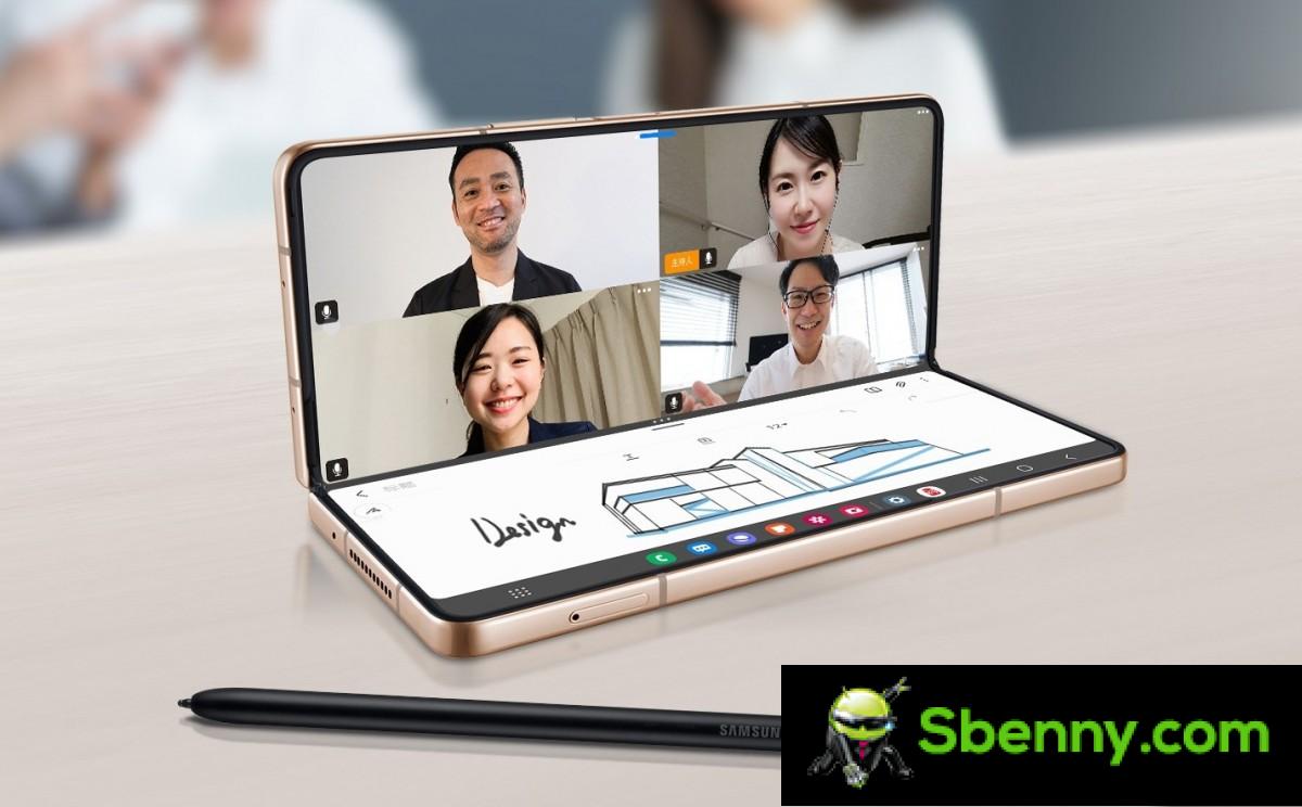 Samsung W23 (a more premium incarnation of the Galaxy Z Fold4 for China Telecom)