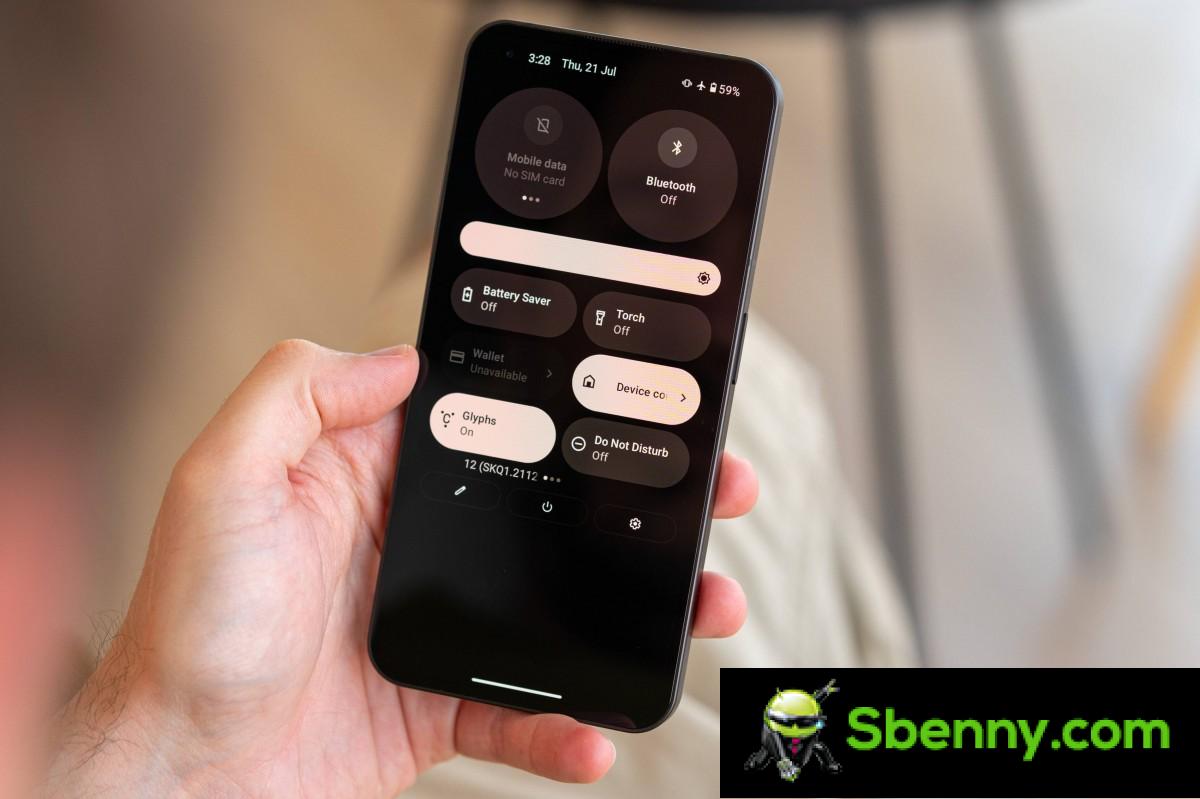 Nothing Phone (1) update brings higher maximum brightness, 5G support on Jio