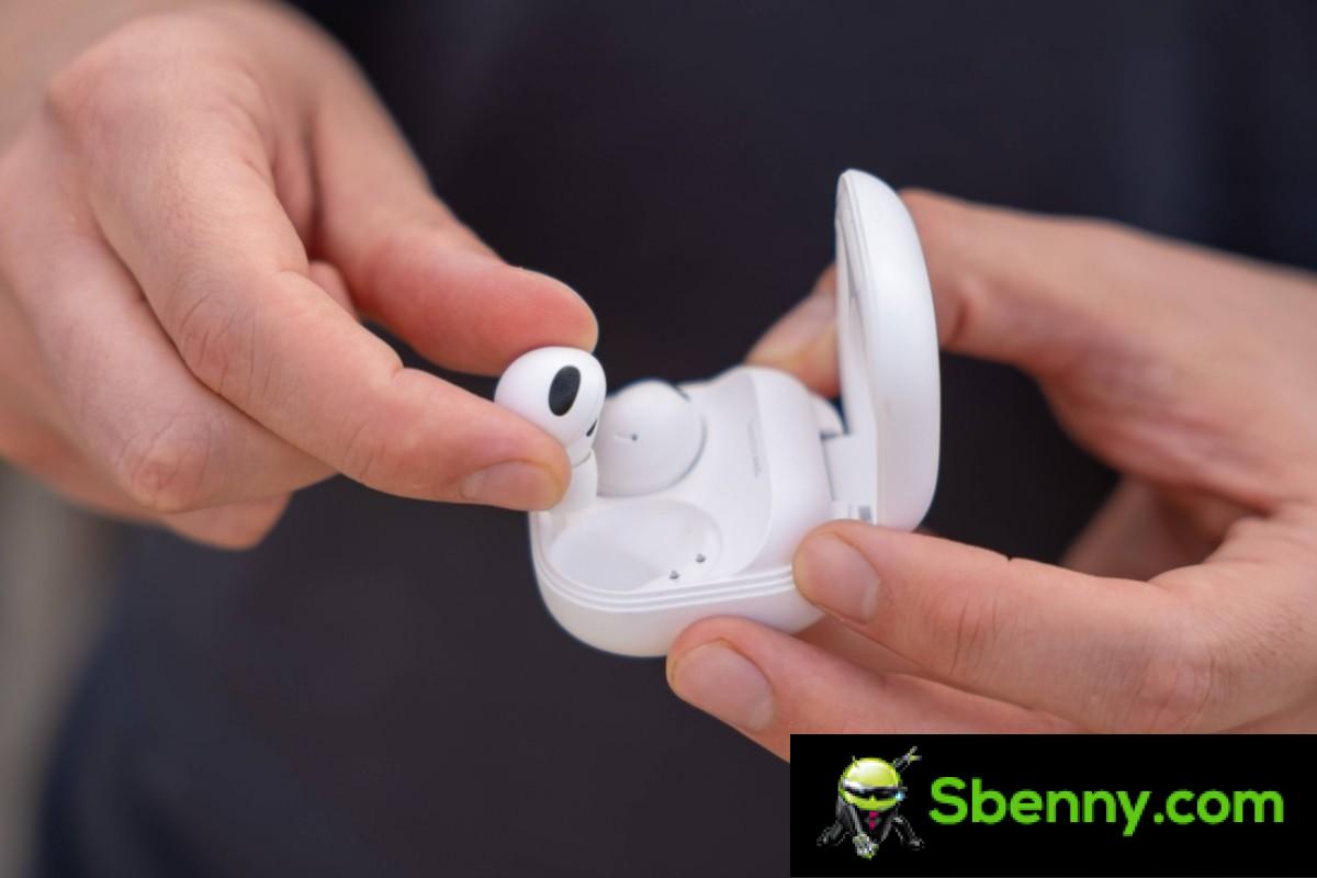 Samsung Galaxy Buds2 Pro receive their first software update