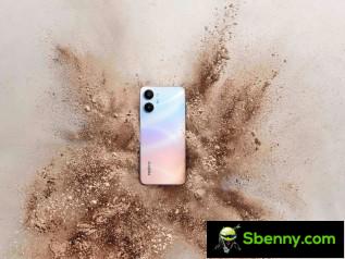 Realme 10 in Clash White color