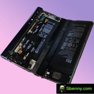 Outward folding Xiaomi prototype
