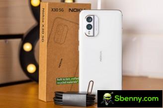 Retail package - Nokia X30 review