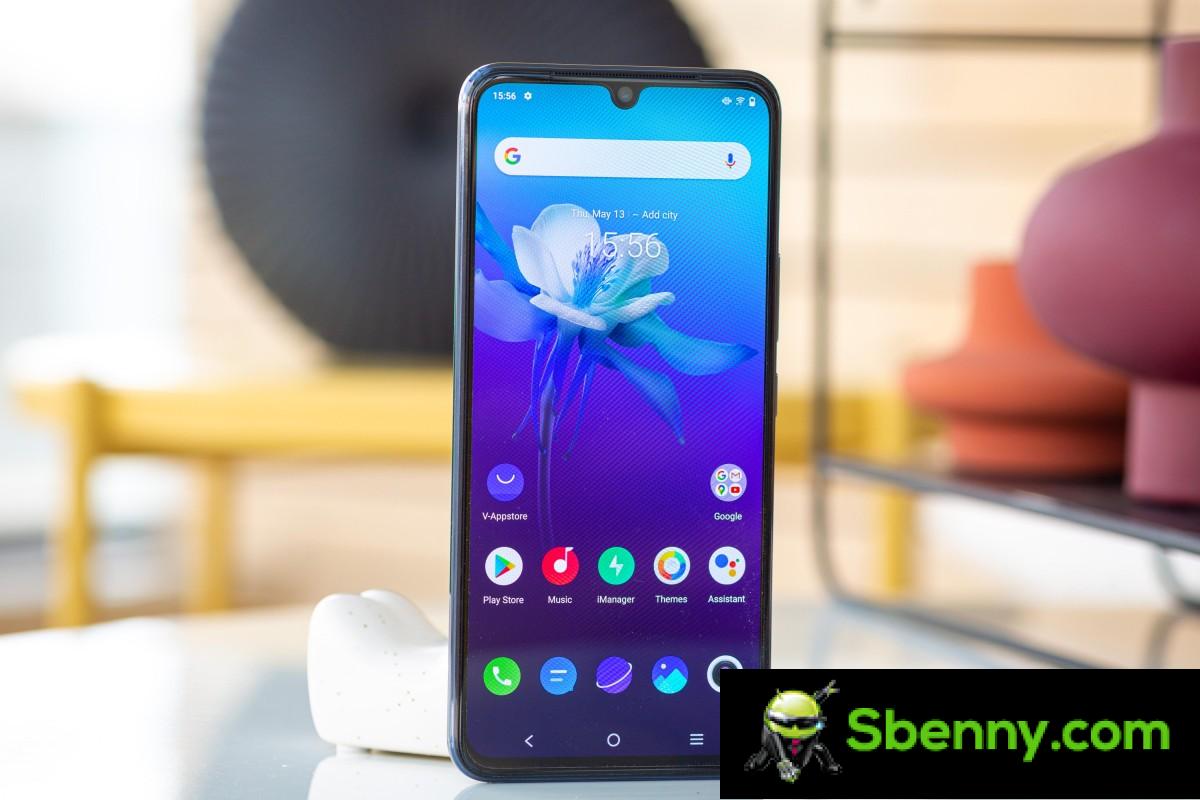 vivo V21s arrives with Android 12 and drip notch 