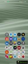 Icon pull-down - Realme UI 4 review