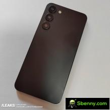 Samsung Galaxy S23 and S23+ mannequins