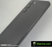 Samsung Galaxy S23 and S23+ mannequins