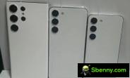 In the photo the mannequins of the Samsung Galaxy S23 series