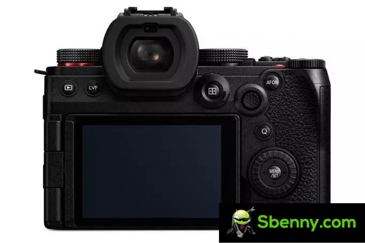 Panasonic announces the LUMIX S5II and S5IIX cameras with phase detection autofocus