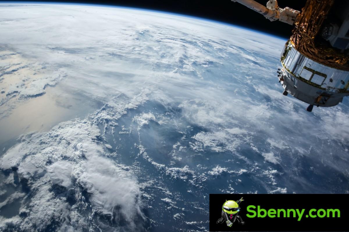 Qualcomm Announces Snapdragon Satellite: Two-Way Satellite Messaging for Android