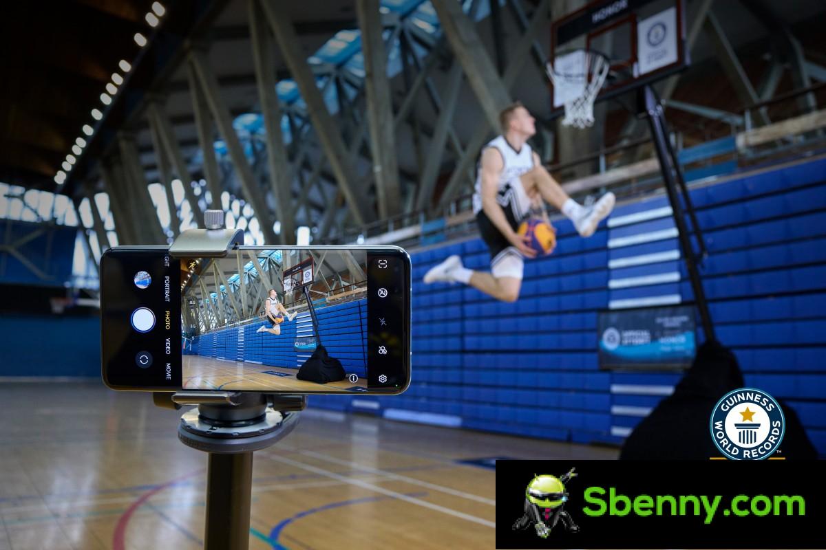 The Honor Magic5 Pro captures record-breaking moments with its AI camera