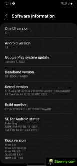 The Samsung Galaxy is receiving its first software update