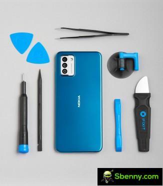 Battery and display replacement is easier on the Nokia G22