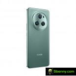 Honor Magic5 Pro in grass green