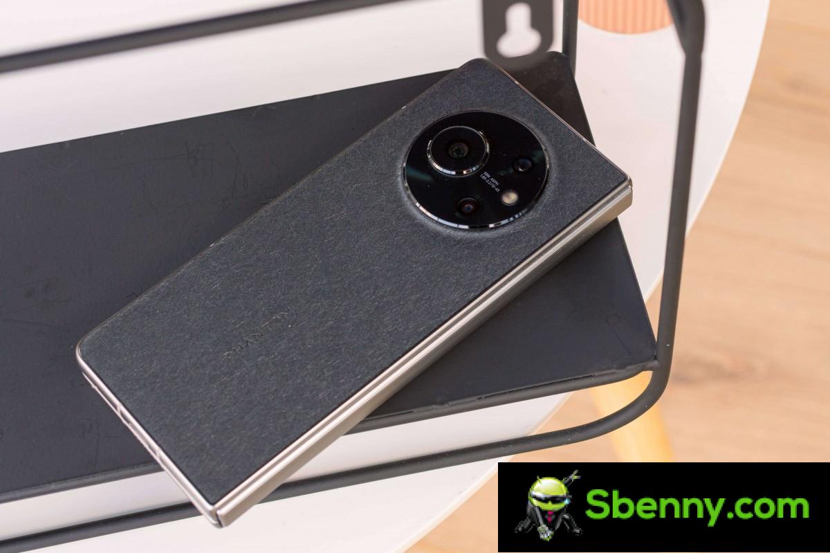 Tecno Phantom V Fold in for review