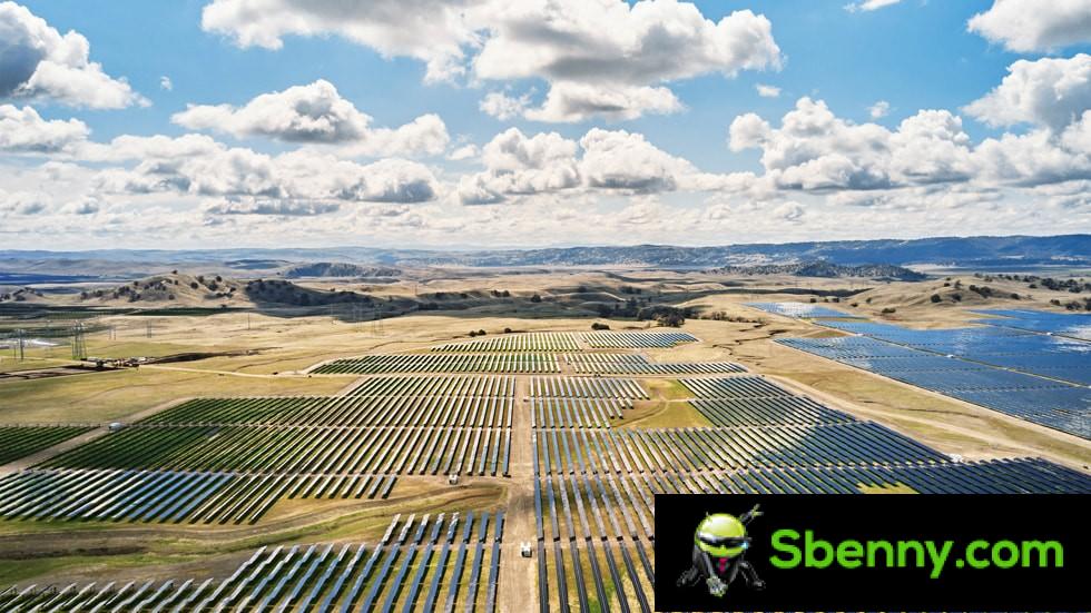Apple's 2019 Green Bond supported the company's large-scale battery located at the California Flats Solar Project in Monterey, California