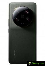 Xiaomi 13 Ultra in black and green