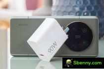 Unboxing of the Xiaomi 13 Ultra